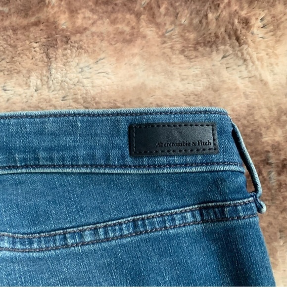 Abercrombie & Fitch Mid Rise Super Skinny Ankle Jean - Picture 5 of 7